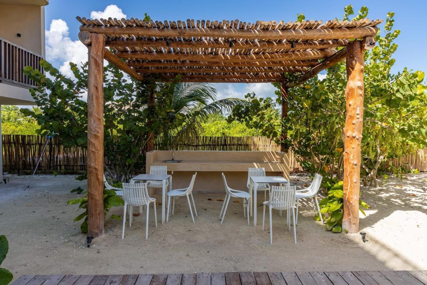 Pool View Loft Steps From The Ocean In Punta Cocos - C101 Otel Isla Holbox Dış mekan fotoğraf