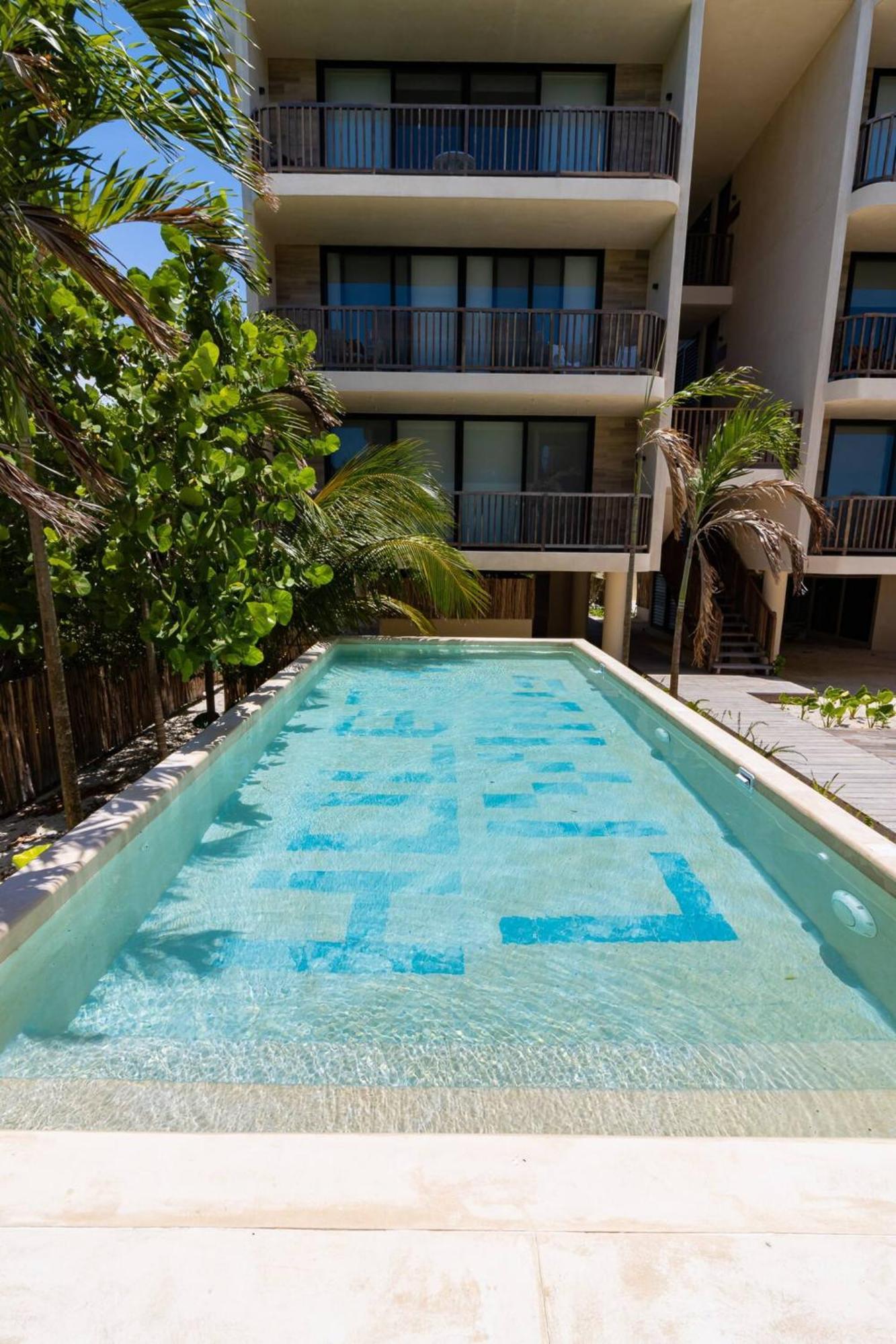 Pool View Loft Steps From The Ocean In Punta Cocos - C101 Otel Isla Holbox Dış mekan fotoğraf